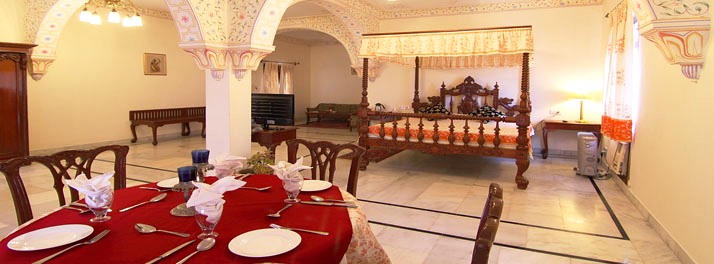 1394/Amar Mahal - Orchha 06.jpg